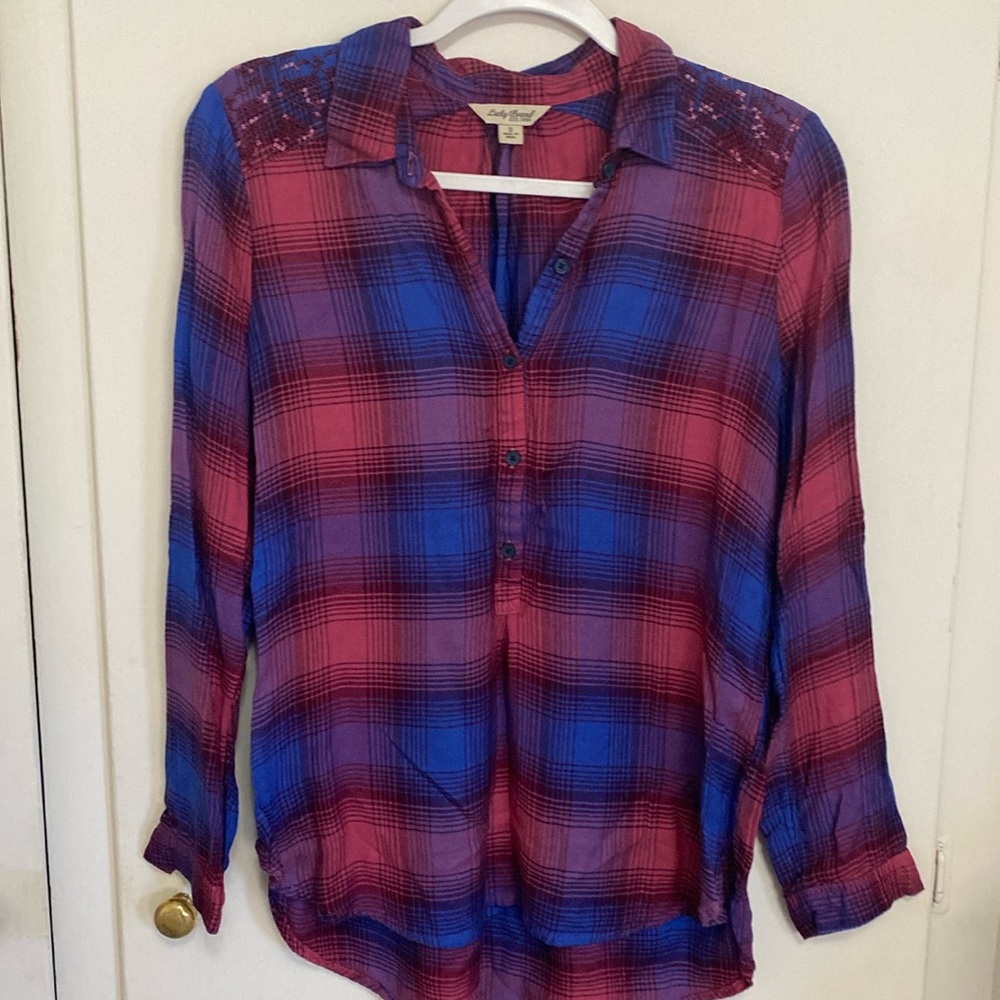 Lucky Brand top